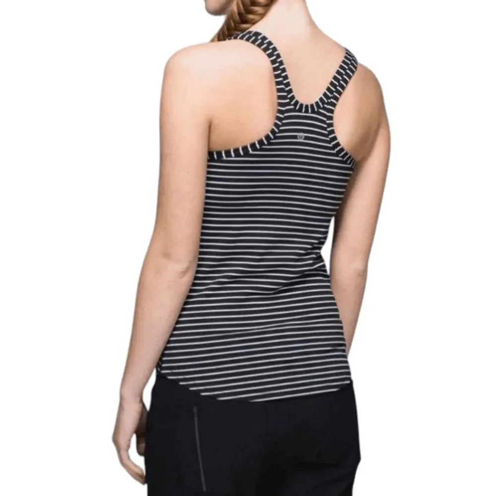 lululemon athletica excellent size